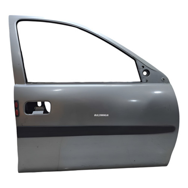 Porta Dianteira Direita Corsa 2012 4p