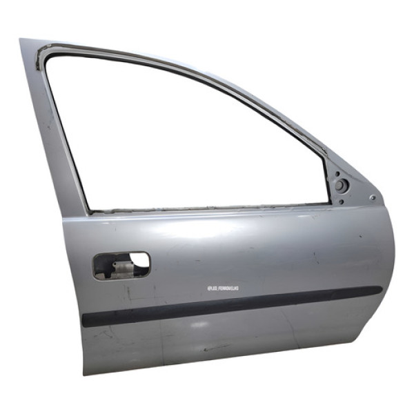 Porta Dianteira Direita Corsa 2007 4p